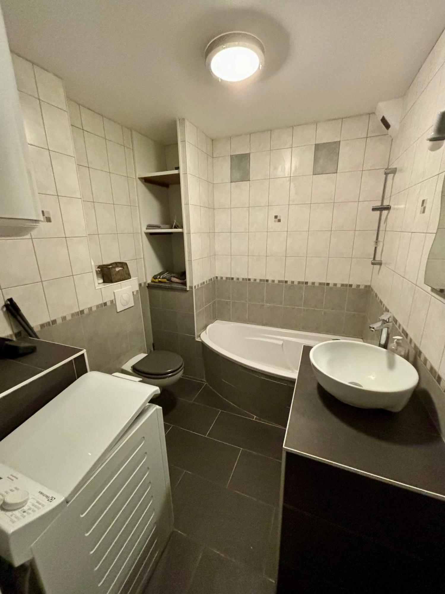 Studio - Baignoire - Pret De Vtt - Lave Linge Le Puy-en-Velay Екстериор снимка